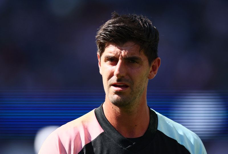 Football: Soccer-Courtois welcomes Van Bommel's appointment as Belgium coach