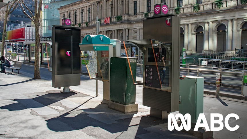 Who’s calling? Thousands are chasing payphones across Australia