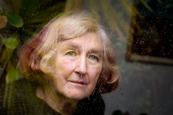 Janney Wale was shocked at how quickly she formed a dependence on opioids. 