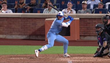 Jared Young hit by a pitch with the bases loaded, ignites a 5-run eighth as Mets beat Royals 6-2