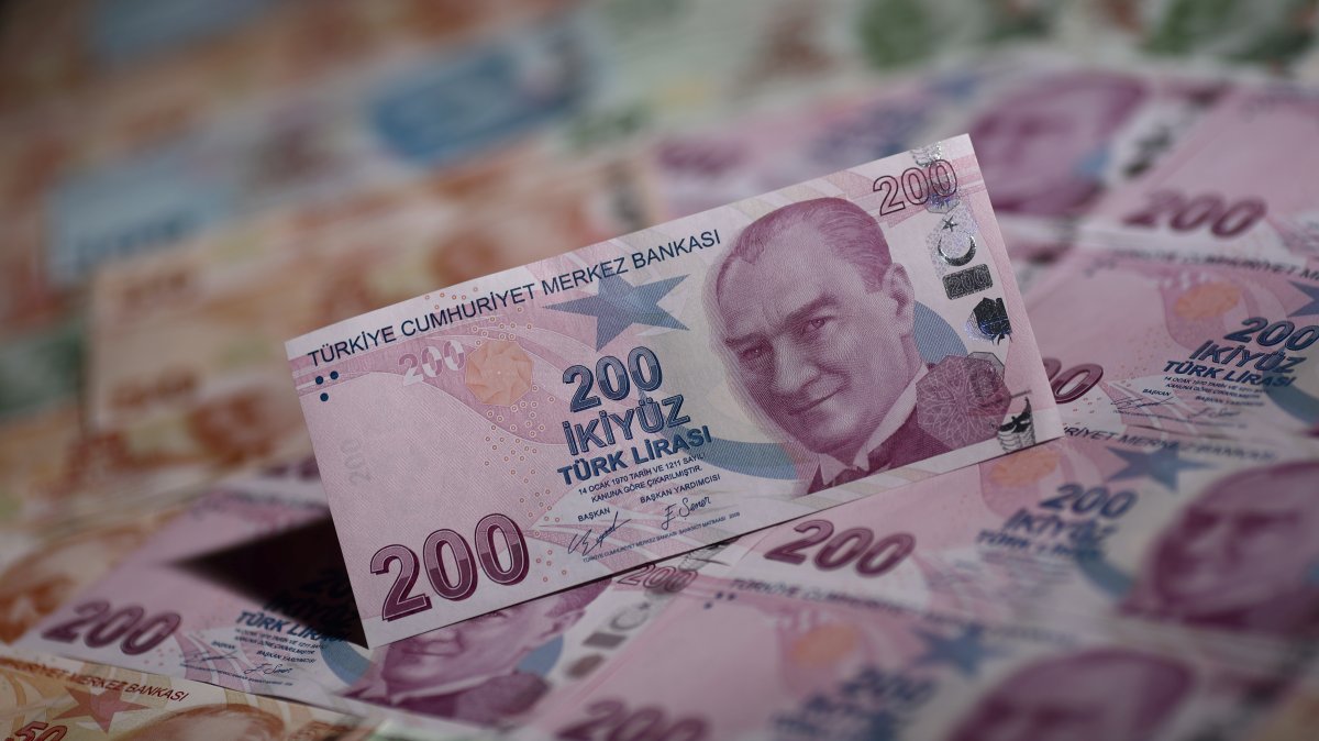 Türkiye's budget logs $2.4 billion surplus in June