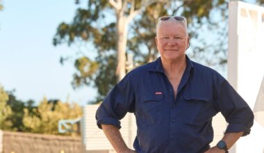 The Block host Scott Cam hospitalised for 12 days after knee replacement surgery