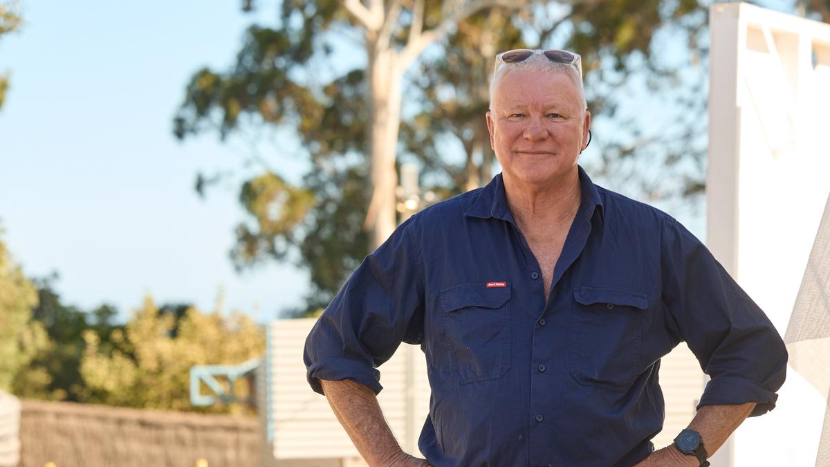 The Block host Scott Cam hospitalised for 12 days after knee replacement surgery