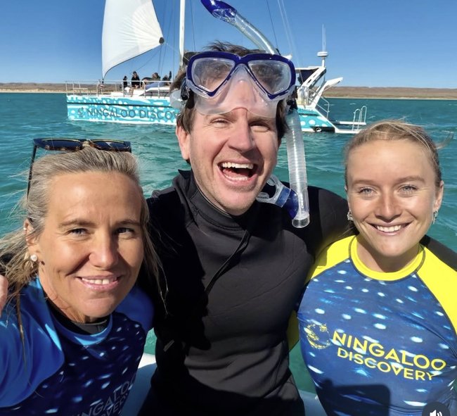 Sam with the Nigaloo Discovery team.
