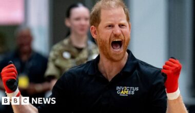 Harry and Meghan's week of chaos and confusion amid media battle - BBC