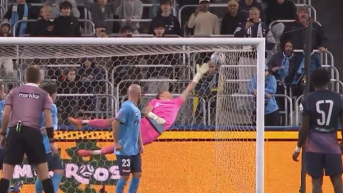 Tottenham Hotspur vs Sydney FC LIVE scores: Sydney Super Cup results, highlights, latest news; Mathys Tel free kick goal video for Spurs, penalty shootout