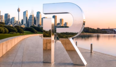 ‘Un-Australian’: Barefoot Investor takes aim as hugely popular new bank launches