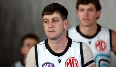 ‘Fair way behind’: Tigers great questions club’s Butters chase as superstar free agent torn on call