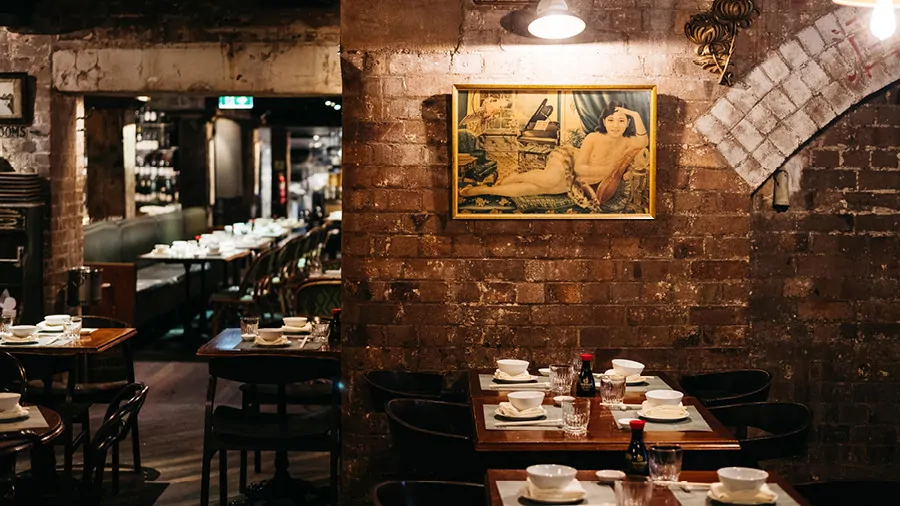 Sydney: British man injures 1-year-old daughter with screw to get free meal at Chinese restaurant Mr Wong