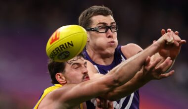 One big Docker forced to wait as Fremantle eyes a slice of history