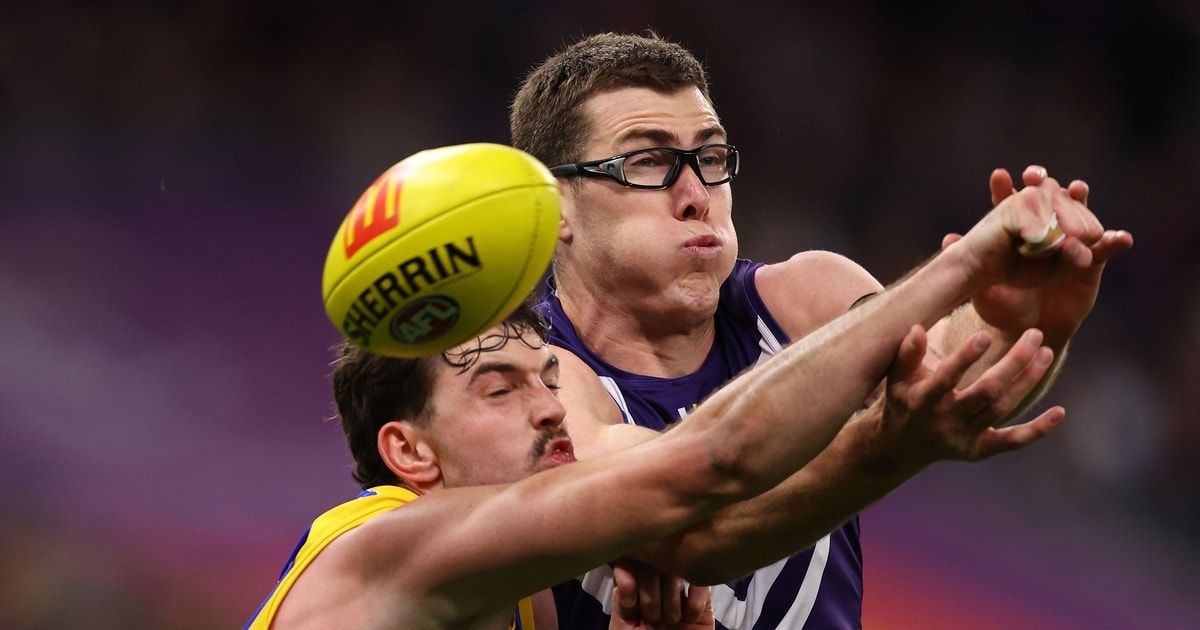 One big Docker forced to wait as Fremantle eyes a slice of history