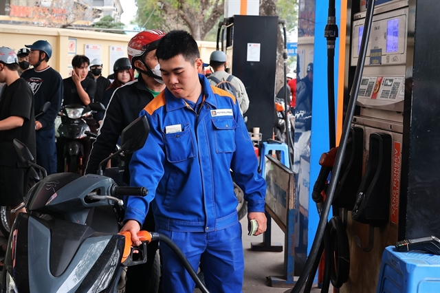 Fuel prices continue to fall on latest adjustment