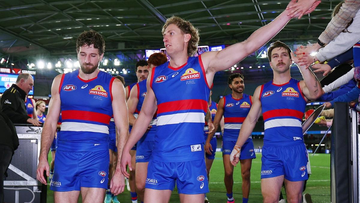 Western Bulldogs dealt bitter blow as Aaron Naughton ruled out of Fremantle clash