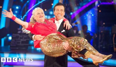 Ann Widdecombe: Brexit-backing former minister turned Strictly star - BBC