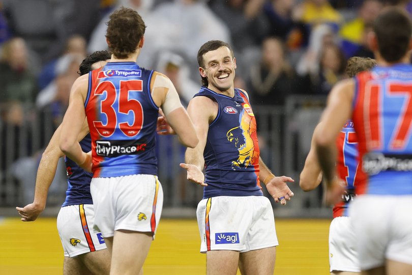 Jake Waterman kicked a bag of five.