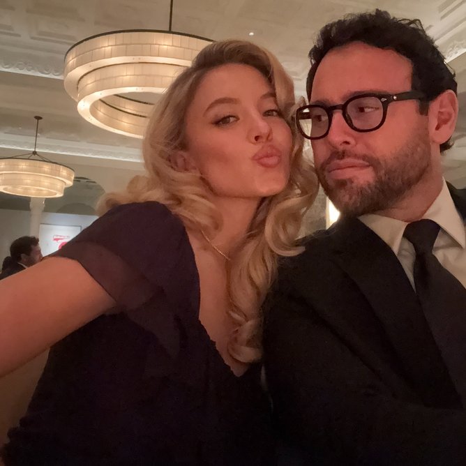 The couple enjoyed a glamorous night out.