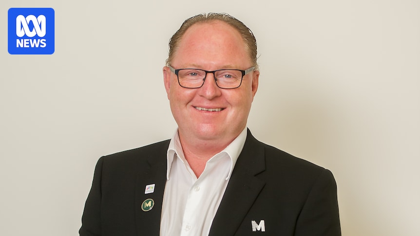 Mystery surrounds sudden departure of Mildura Base Public Hospital chief executive
