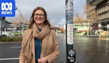 Calls to improve pedestrian safety in Victoria after increase in deaths