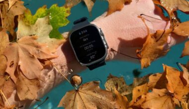 EU exempts Apple Watch from battery rule