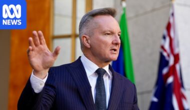 Australia may be forced to loosen attendance requirements at UN climate event in Pacific, foreign officials say