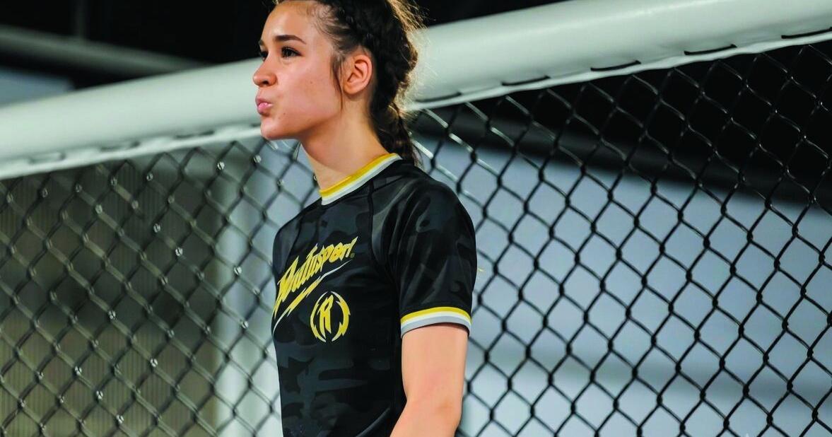 Oconomowoc's Scarlett Shreve wins Youth MMA Championship | Waukesha Co. Sports