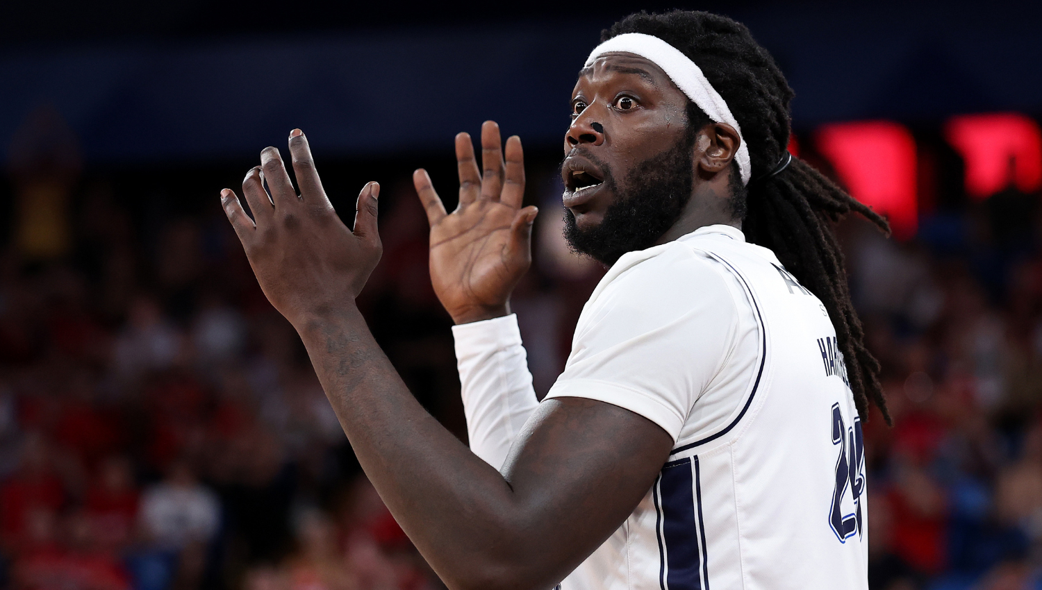 Harrell's ban comes back to haunt him in Puerto Rico