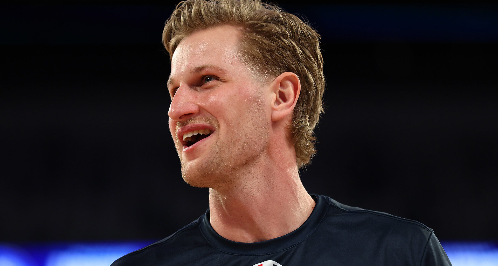 United re-sign guard on one-year deal