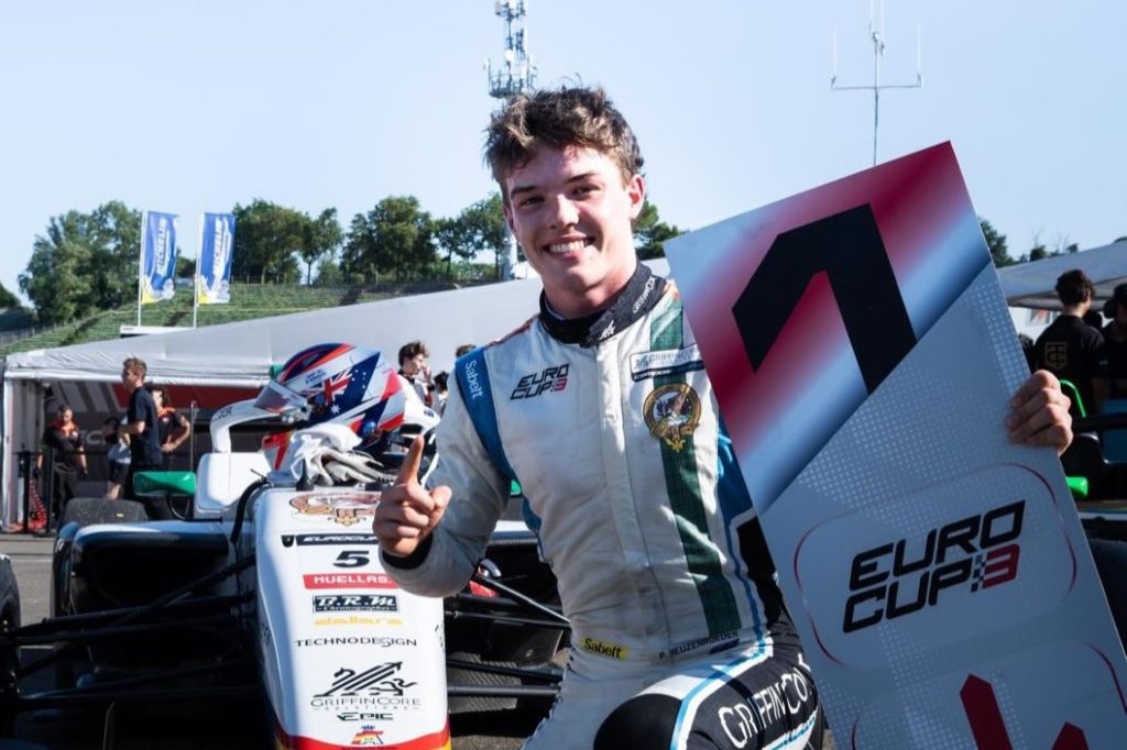 Huge turnout of Aussie talent overseas