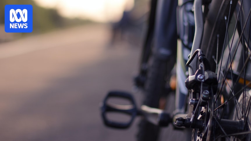 Cost-conscious Canberra cyclists continue bracing against winter's chill