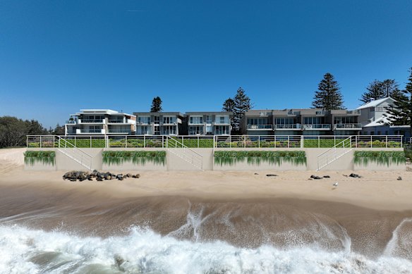 An artist’s impression of the seawall which has been approved for construction at The Entrance North.