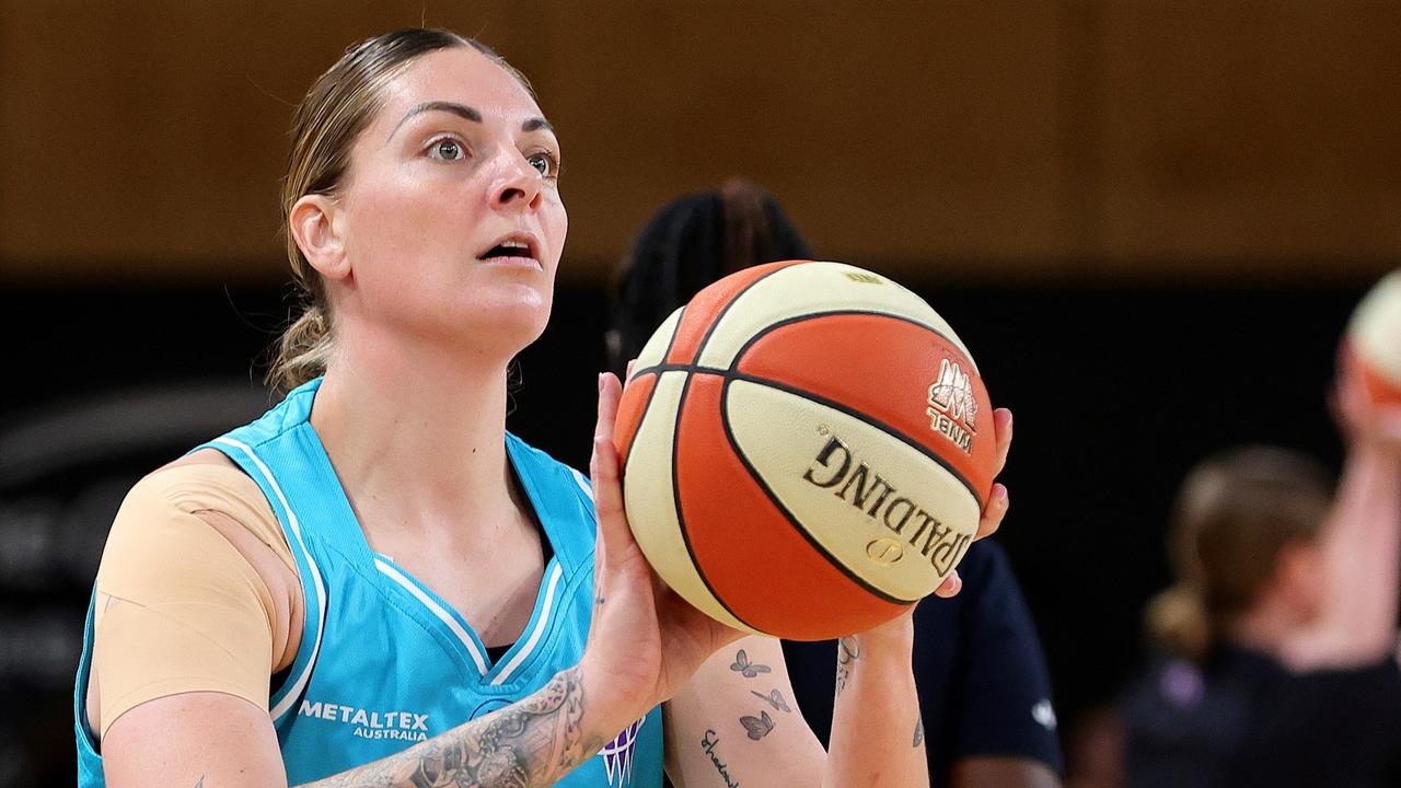 Cayla George to call Indigenous Basketball All Stars games in Cairns