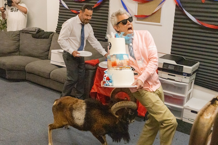Johnny Knoxville getting rammed by a ram