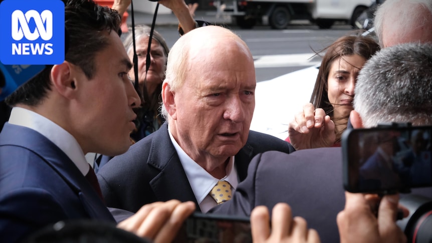 Judge lifts non-publication order on Alan Jones's hearings