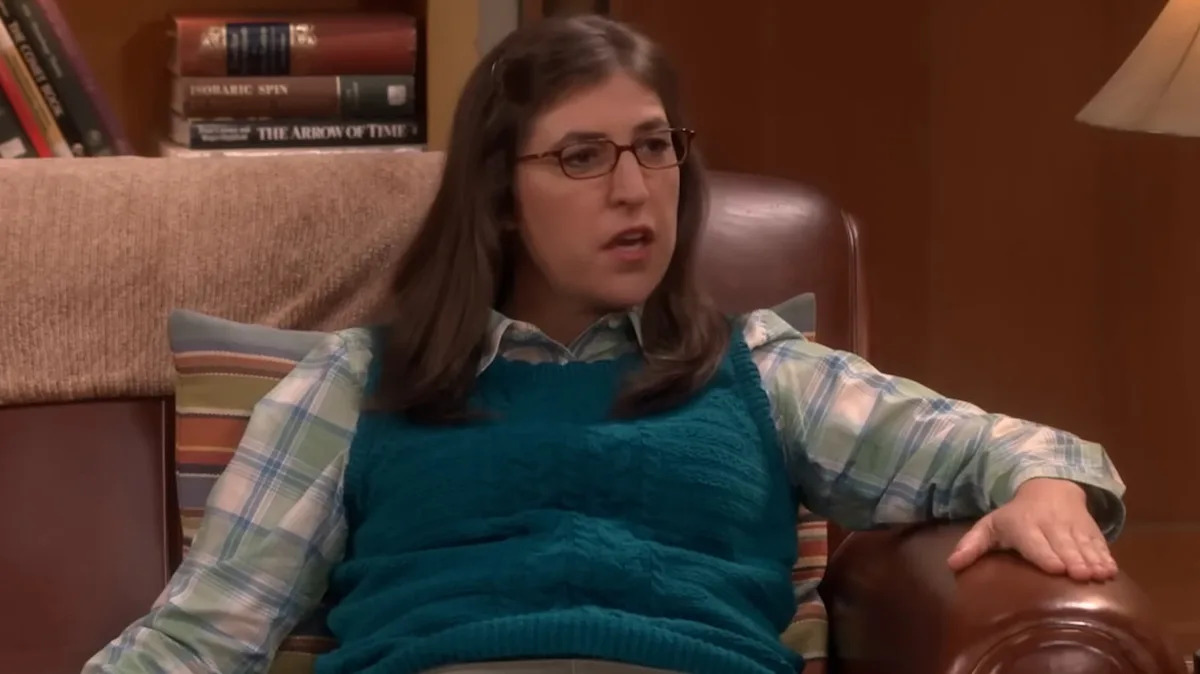 Big Bang Theory: Mayim Bialik Was Unaware Of Sheldon's Spot When Joining The Cast