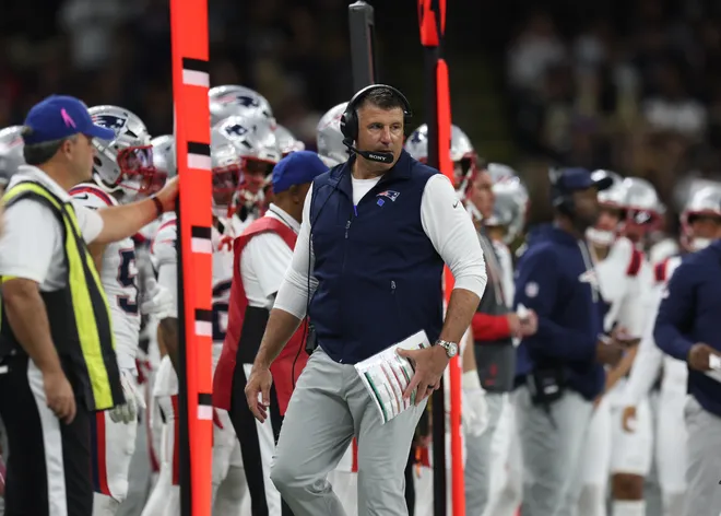 Oct 12, 2025; New Orleans, Louisiana, USA; New England Patriots head coach Mike Vrabel on the sidelines during the second half against the New Orleans Saints at Caesars Superdome. Mandatory Credit: Stephen Lew-Imagn Images
