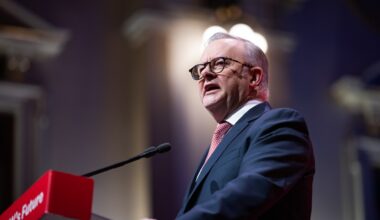 The boss of Westpac has demanded Labor does not dictate how superannuation funds should invest. Picture: NewsWire/ Nadir Kinani