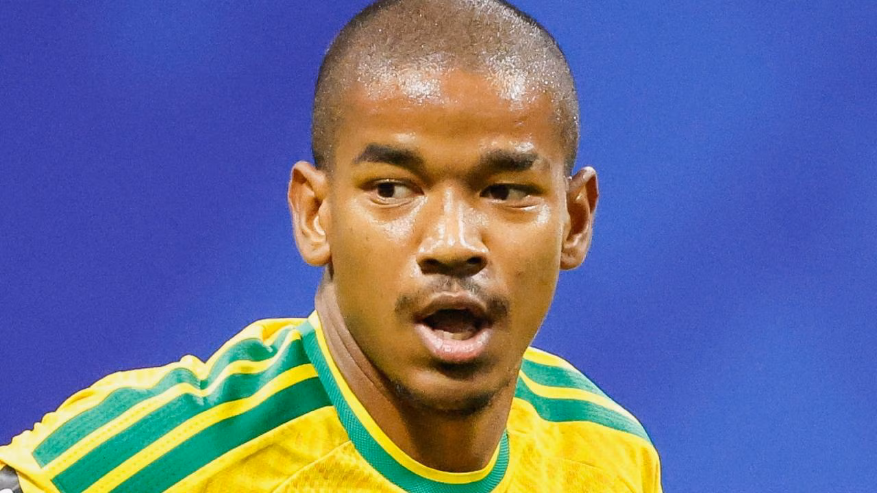 South Africa World Cup midfielder Adams dies at 25