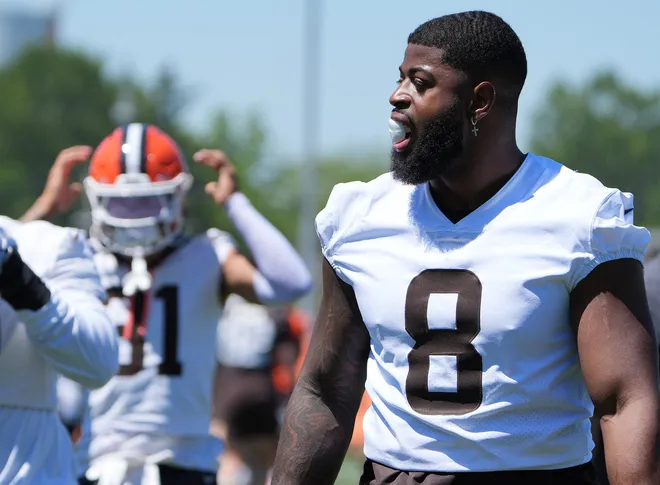 Browns defensive end Jared Verse joins his new teammates during an OTA, June 2, 2026, in Berea.