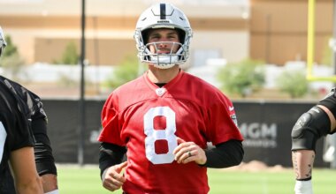 10 NFL teams with questionable quarterback play