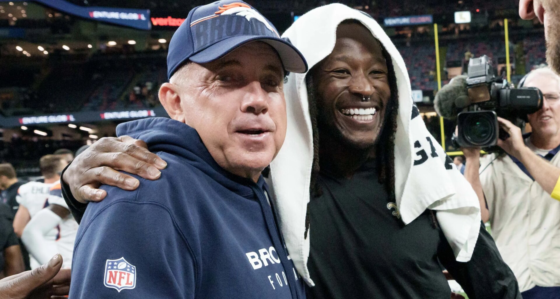 Denver Broncos: Alvin Kamara makes decision for 2026 NFL season