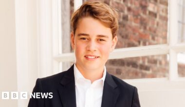 New Prince George photo released for his 13th birthday - BBC