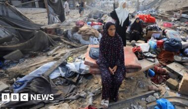 Trump says Board of Peace has reached agreement for disarmament of Hamas - BBC