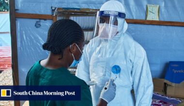 Ebola treatment trial begins in Congo as citizens mourn hundreds