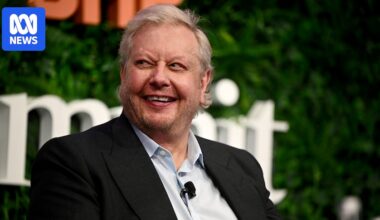Richard White resigns as WiseTech chair but will remain on board and in executive role