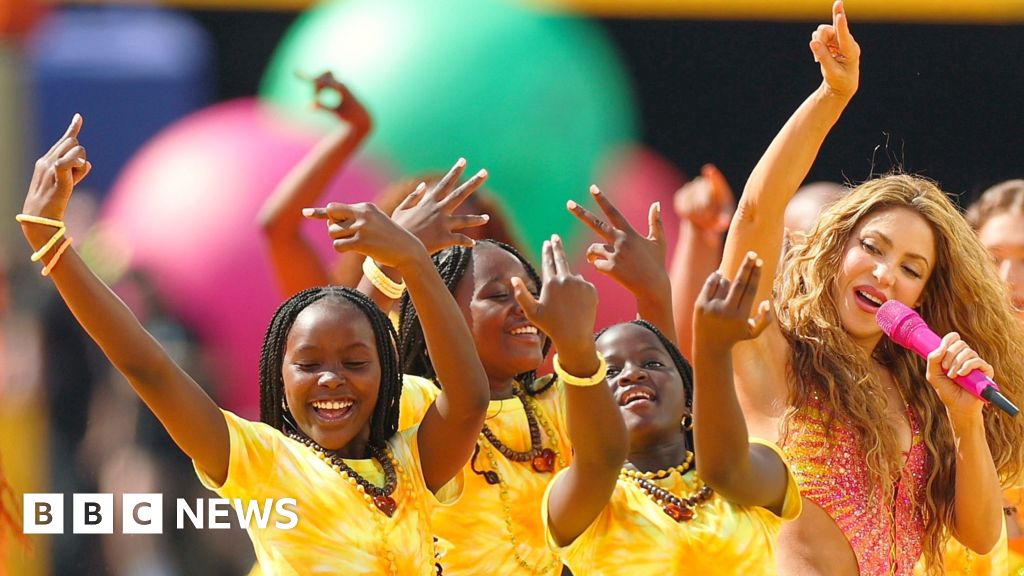 Dancing with Shakira at World Cup was 'very, very, very, very, very good' - Ghetto Kids - BBC