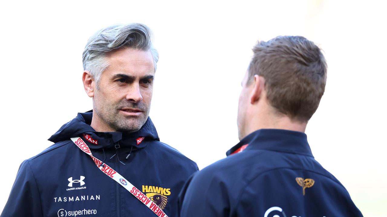 Shock late twist in Blues coaching race; Scott responds to ‘strange’ new low – AFL Daily