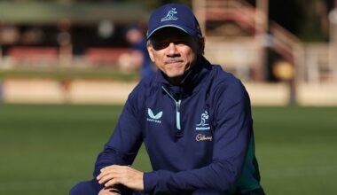 Zac Lomax: Wallabies coach Les Kiss supports winger’s World Cup ambitions despite future PNG Chiefs move