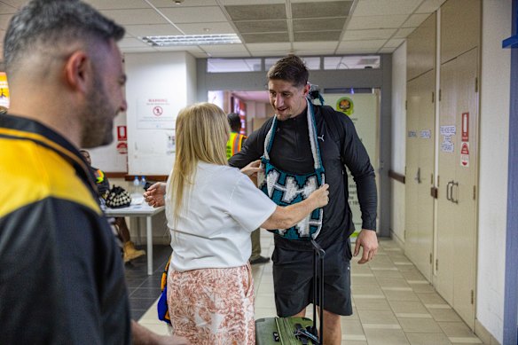 Cross-code star Zac Lomax arrives in PNG for a tour of the Chiefs facilities.