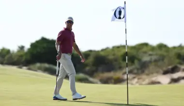 Adam Scott honoured with 'Spirit of Golf' award ahead of 101st major appearance - on his birthday!