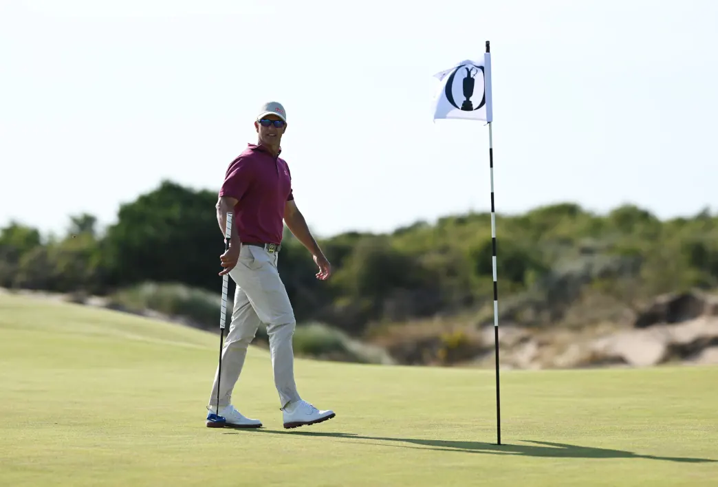 Adam Scott honoured with 'Spirit of Golf' award ahead of 101st major appearance - on his birthday!